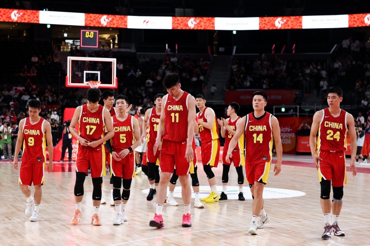 媒体人：真正持续做正确小事的人太少 因承认我们需改变的人太少